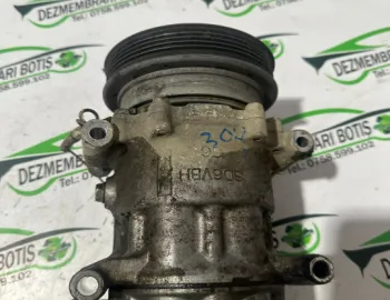 Compresor AC 8200315744 Renault Clio 2 [1998 - 2005] Symbol Sedan 1.4 MT (75 hp)