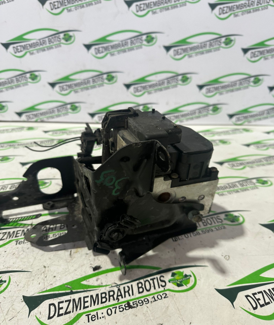 Pompa ABS 0 273 004 282 Audi A4 B5 [1994 - 1999] Avant wagon 5-usi 1.6 MT (101 hp)