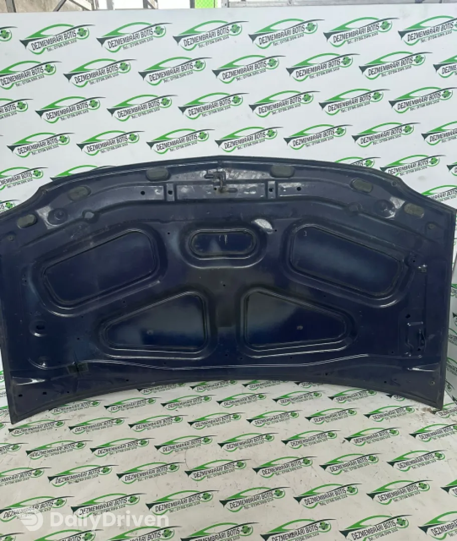 Capota motor Dacia Logan  [2004 - 2008] Sedan 1.4 MT (75 hp)