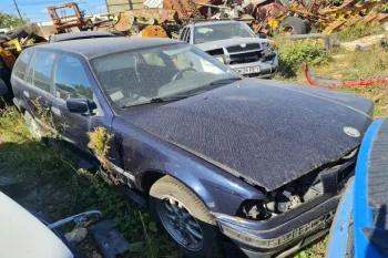 Capota motor BMW Seria 3 E36 [1990 - 2000] Touring wagon 318i MT (116 hp)
