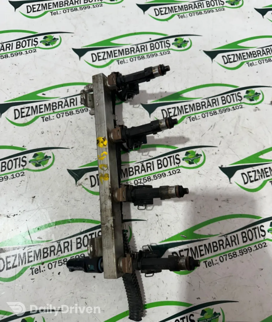 Rampa injectoare Volkswagen VW Golf 4 [1997 - 2006] Hatchback 5-usi 1.4 MT (75 hp)