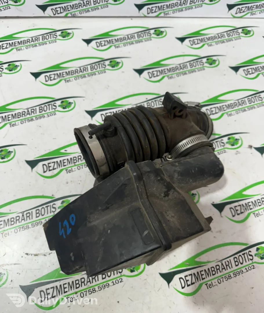Furtun admisie Nissan Almera N16 [2000 - 2003] Hatchback 5-usi 1.5 MT (98 hp)