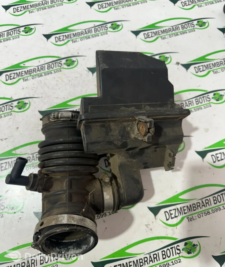 Furtun admisie Nissan Almera N16 [2000 - 2003] Hatchback 5-usi 1.5 MT (98 hp)