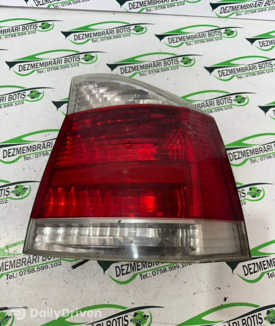 Lampa stop dreapta pe aripa Opel Vectra C [2002 - 2005] Sedan 4-usi 2.0 DTI MT (101 hp)