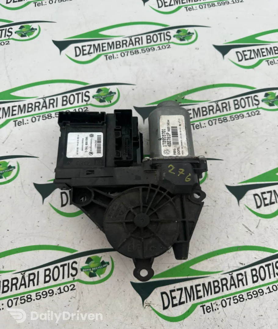 Motoras macara geam fata stanga Volkswagen VW Caddy 3 [2004 - 2010] Maxi minivan 4-usi 1.9 TDI MT (105 hp)