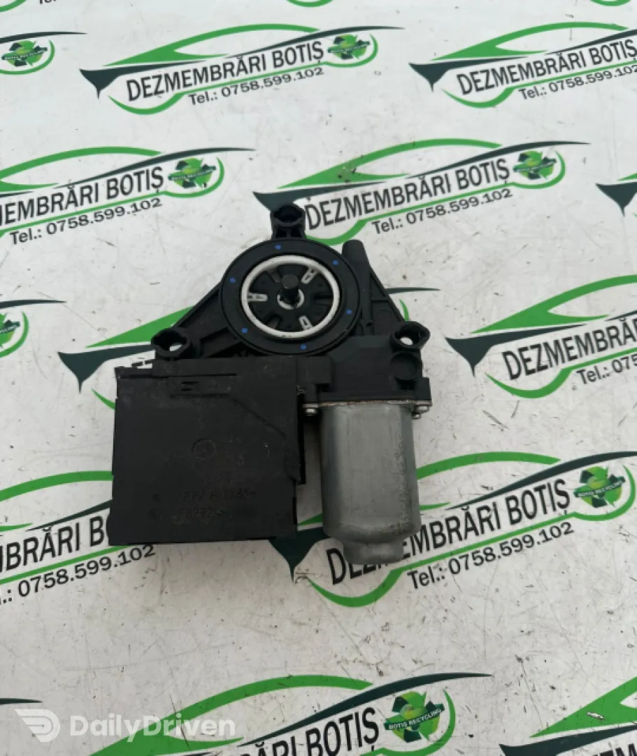 Motoras macara geam fata stanga Volkswagen VW Caddy 3 [2004 - 2010] Maxi minivan 4-usi 1.9 TDI MT (105 hp)