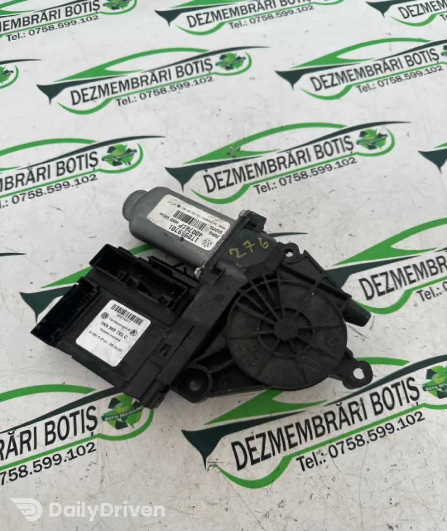 Motoras macara geam fata stanga Volkswagen VW Caddy 3 [2004 - 2010] Maxi minivan 4-usi 1.9 TDI MT (105 hp)