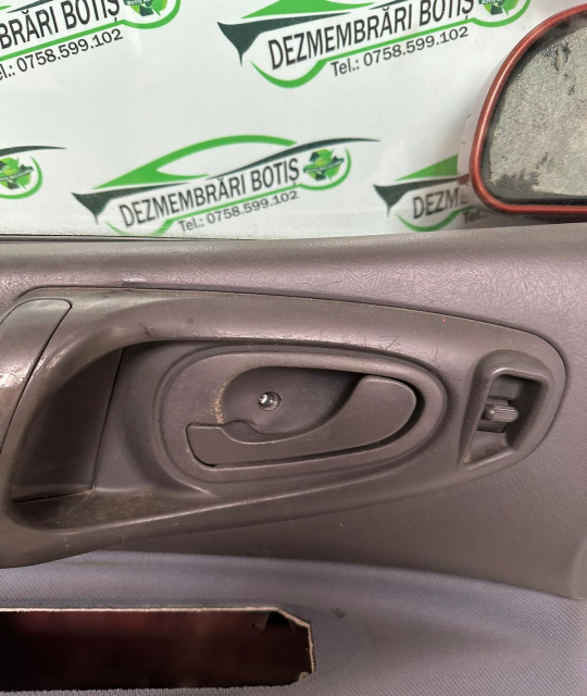 Maner deschidere din interior usa fata stanga Mitsubishi Space Star  [facelift] [2002 - 2005] Minivan 1.3 MT (82 hp)