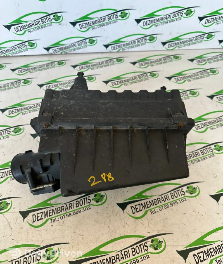 Carcasa filtru aer Ford Focus  [1998 - 2004] Hatchback 5-usi 1.6 MT (101 hp)