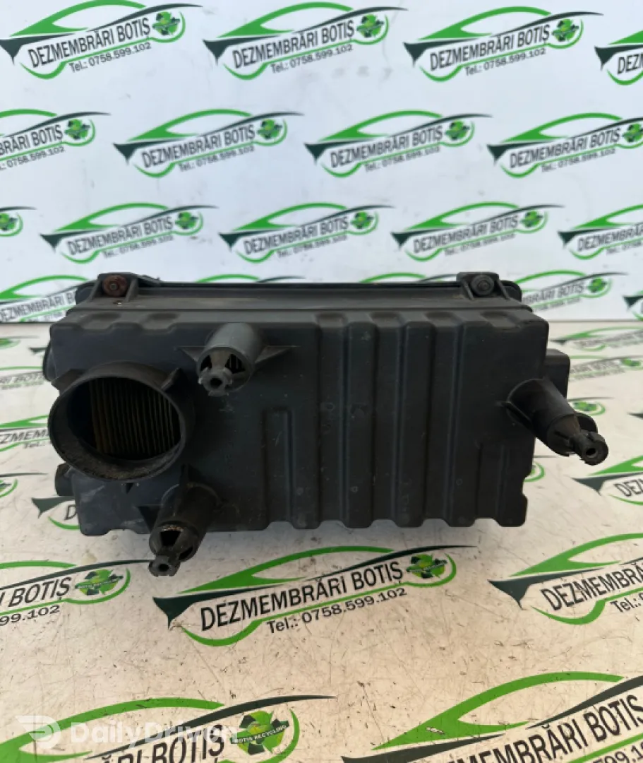 Carcasa filtru aer Ford Focus  [1998 - 2004] Hatchback 5-usi 1.6 MT (101 hp)
