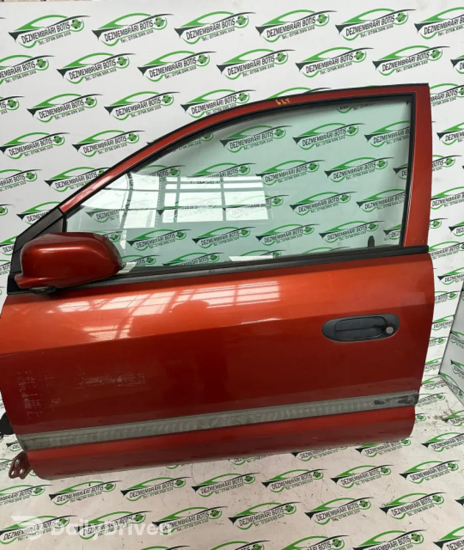 Usa fata stanga Mitsubishi Space Star  [facelift] [2002 - 2005] Minivan 1.3 MT (82 hp)