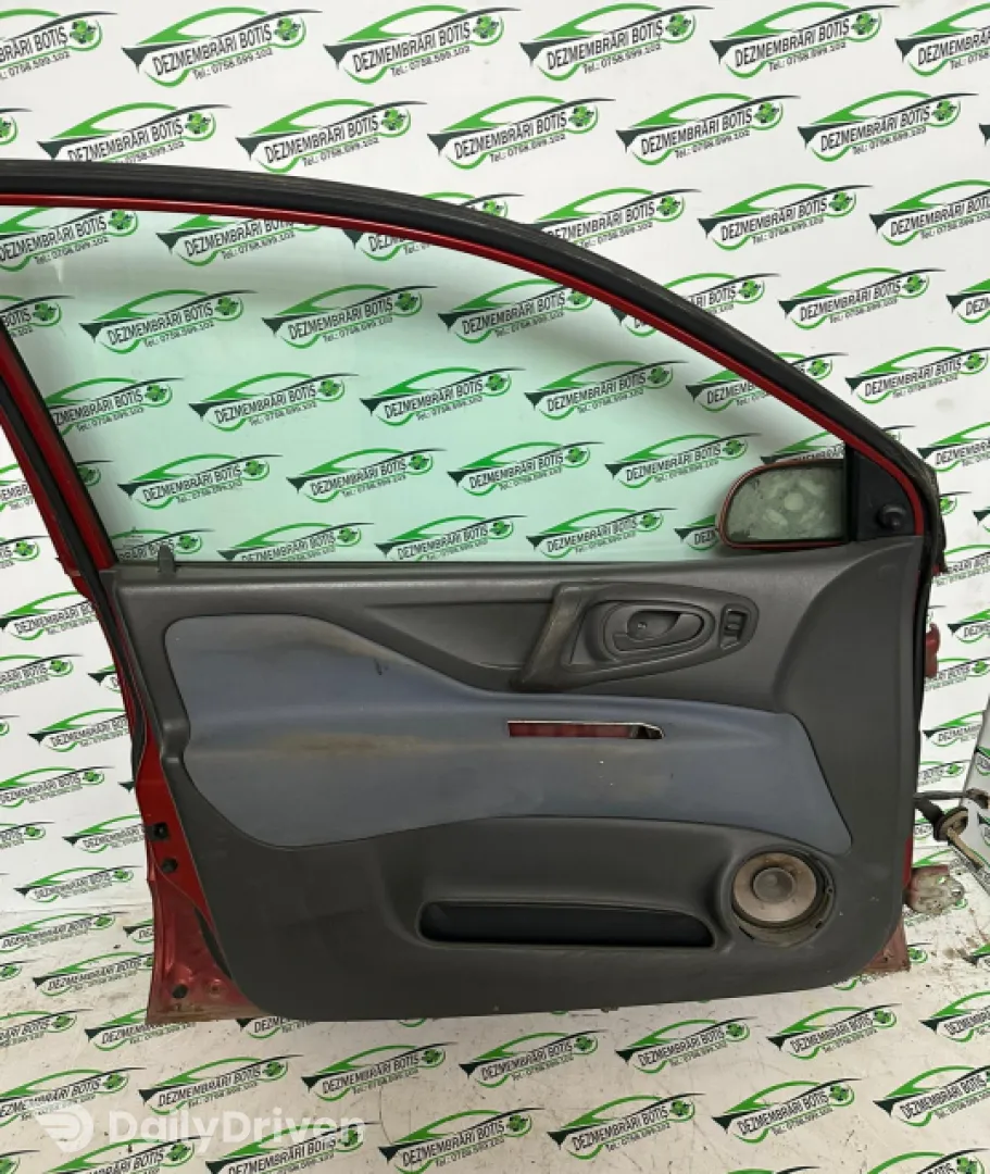 Usa fata stanga Mitsubishi Space Star  [facelift] [2002 - 2005] Minivan 1.3 MT (82 hp)