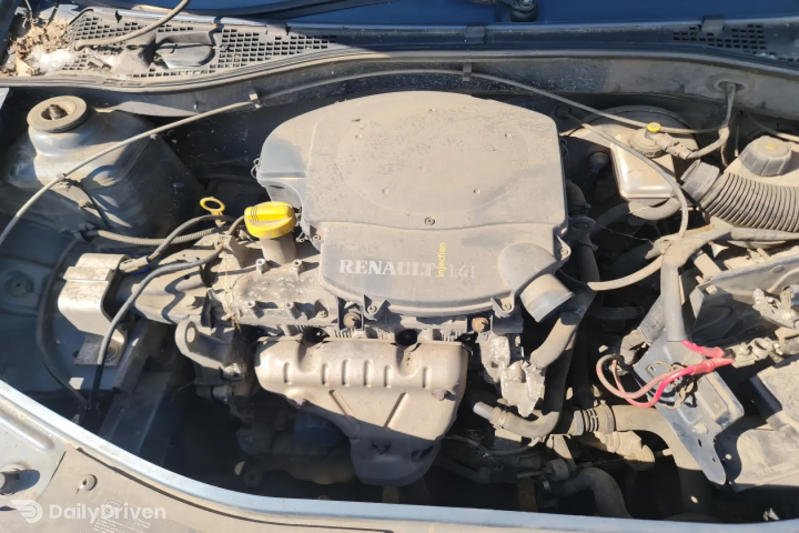 Capota motor Dacia Logan  [2004 - 2008] Sedan 1.4 MT (75 hp)