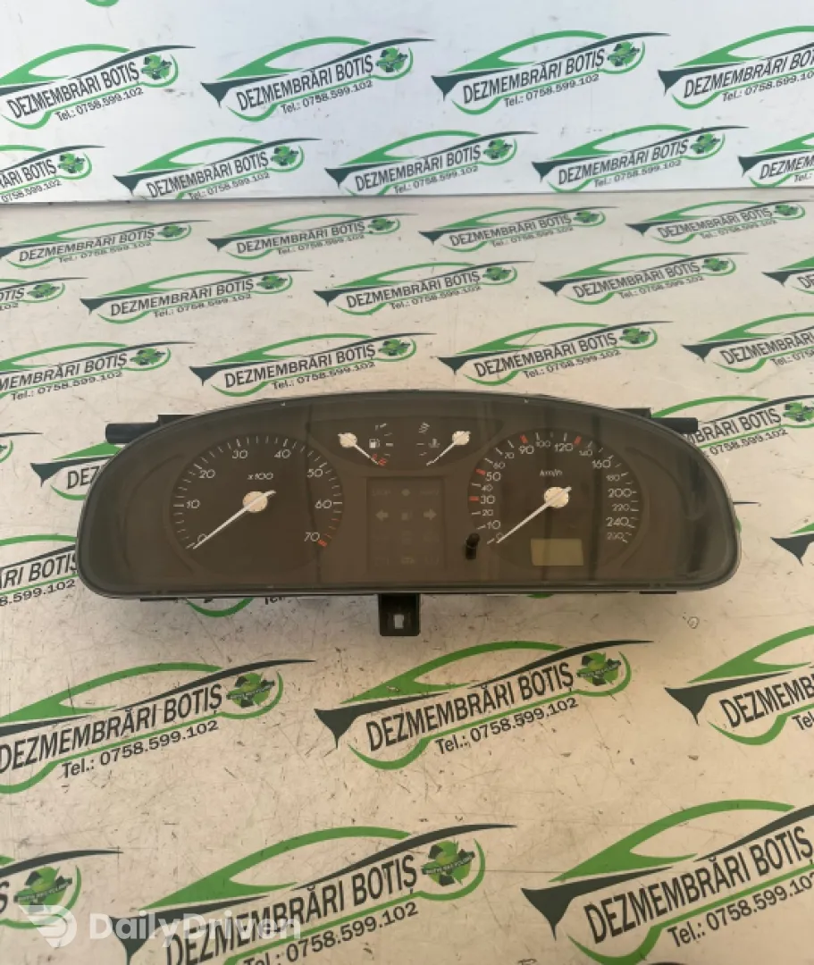 Ceasuri bord Renault Laguna 2 [2001 - 2005] Grandtour wagon 1.6 MT (110 hp)