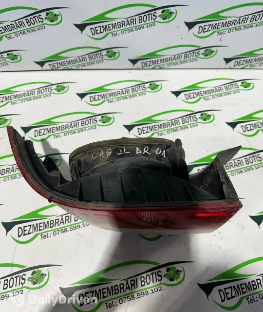 Lampa stop dreapta pe aripa Renault Laguna 2 [2001 - 2005] Grandtour wagon 1.6 MT (110 hp)
