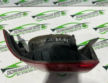 Lampa stop dreapta pe aripa Renault Laguna 2 [2001 - 2005] Grandtour wagon 1.6 MT (110 hp)