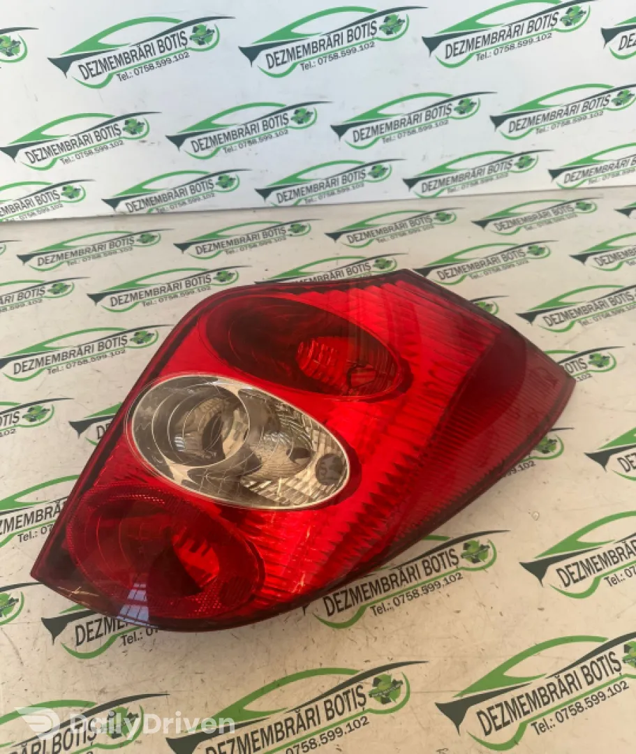 Lampa stop dreapta pe aripa Renault Laguna 2 [2001 - 2005] Grandtour wagon 1.6 MT (110 hp)