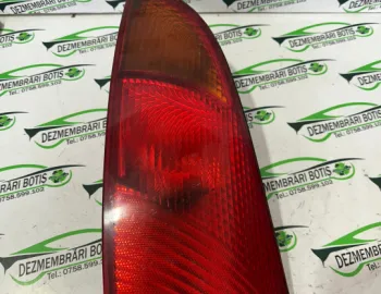 Lampa stop dreapta pe aripa Ford Focus  [1998 - 2004] Hatchback 5-usi 1.6 MT (101 hp)