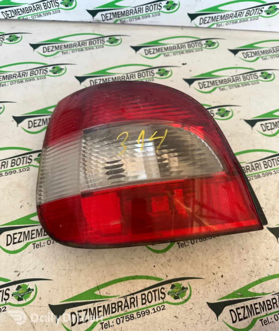 Lampa stop stanga pe aripa Renault Megane  [facelift] [1999 - 2003] wagon 1.6 MT (107 hp)