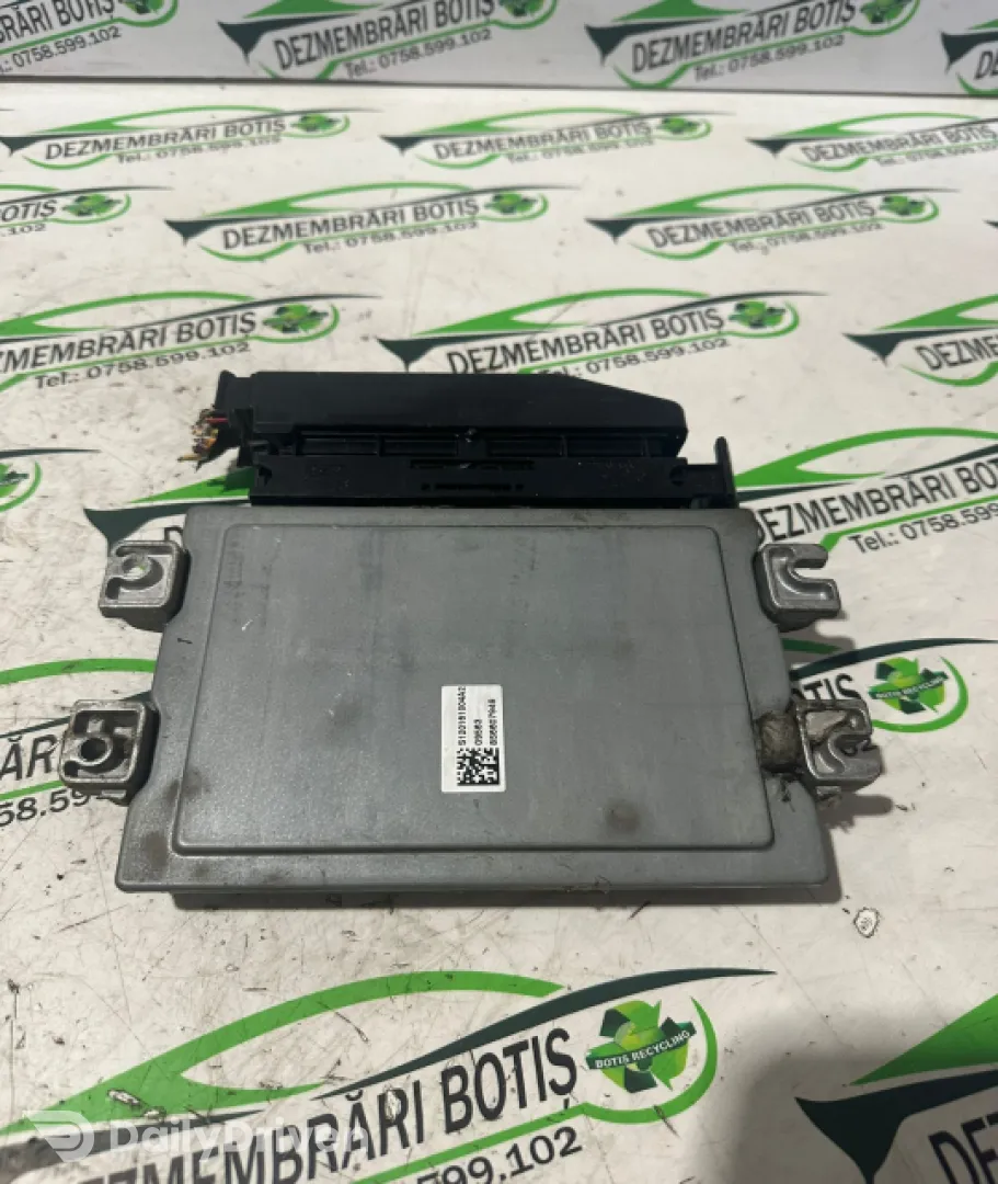 Calculator motor ECU S110140002 A Audi A4 B5 [1994 - 1999] Avant wagon 5-usi 1.6 MT (101 hp)