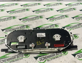 Ceasuri bord 8200218861 Renault Laguna 2 [2001 - 2005] Liftback 1.6 MT (110 hp)
