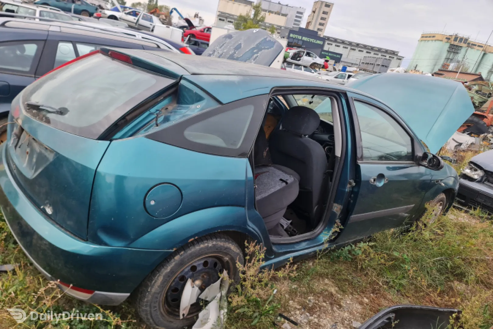 Far dreapta Ford Focus  [1998 - 2004] Hatchback 5-usi 1.6 MT (101 hp)