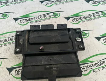 Calculator motor ECU 8200513113 Dacia Logan  [2004 - 2008] Sedan 1.5 D MT (70 hp)