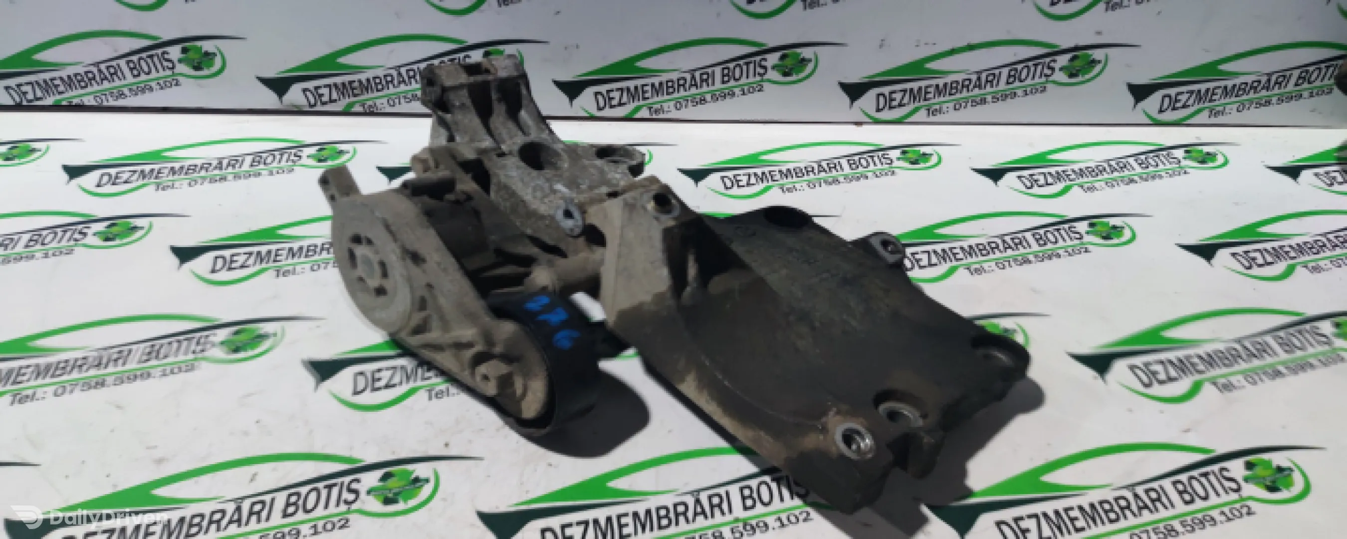 Suport compresor AC 038 903 143 a Volkswagen VW Caddy 3 [2004 - 2010] Maxi minivan 4-usi 1.9 TDI MT (105 hp)