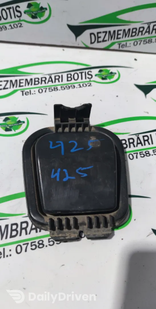Capac far stanga mic Audi A4 B5 [1994 - 1999] Sedan 1.6 MT (101 hp)