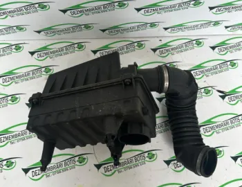 Carcasa filtru aer Ford Focus  [1998 - 2004] Hatchback 3-usi 1.6 MT (98 hp)