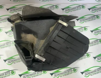 Carcasa filtru aer 058133837058183 Audi A4 B5 [1994 - 1999] Sedan 1.6 MT (101 hp)
