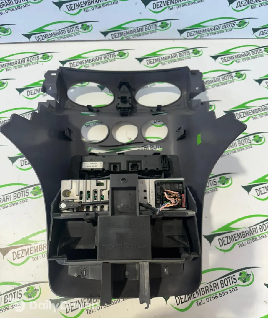 Consola centrala 1688203610 Mercedes-Benz A-Class W168 [1997 - 2001] Hatchback A 140 MT (82 hp)