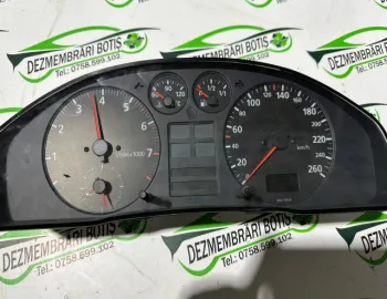 Ceasuri bord 8D0919033C Audi A4 B5 [1994 - 1999] Sedan 1.6 MT (101 hp)