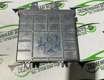 Calculator motor ECU 8D090557B Audi A4 B5 [1994 - 1999] Sedan 1.6 MT (101 hp)