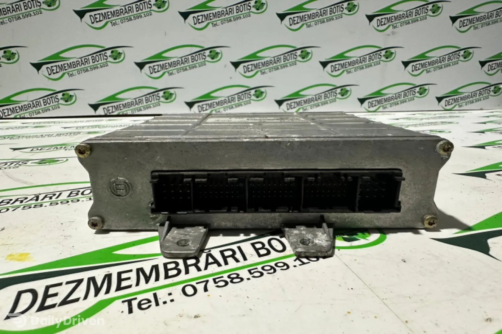 Calculator motor ECU 8D090557B Audi A4 B5 [1994 - 1999] Sedan 1.6 MT (101 hp)