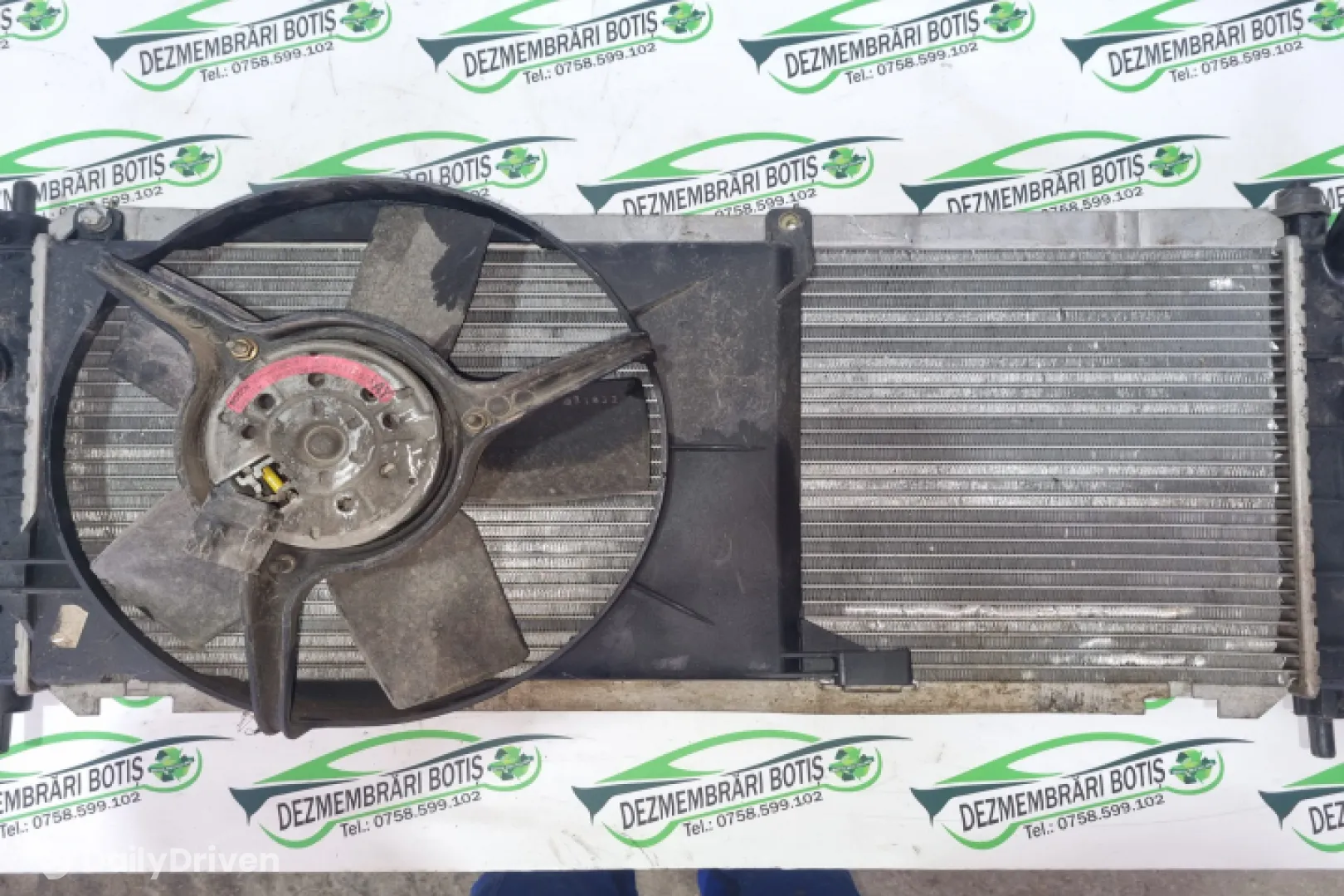 Electroventilator racire motor 90469600 Opel Tigra  [1994 - 2000] Coupe 1.4 MT (90 hp)