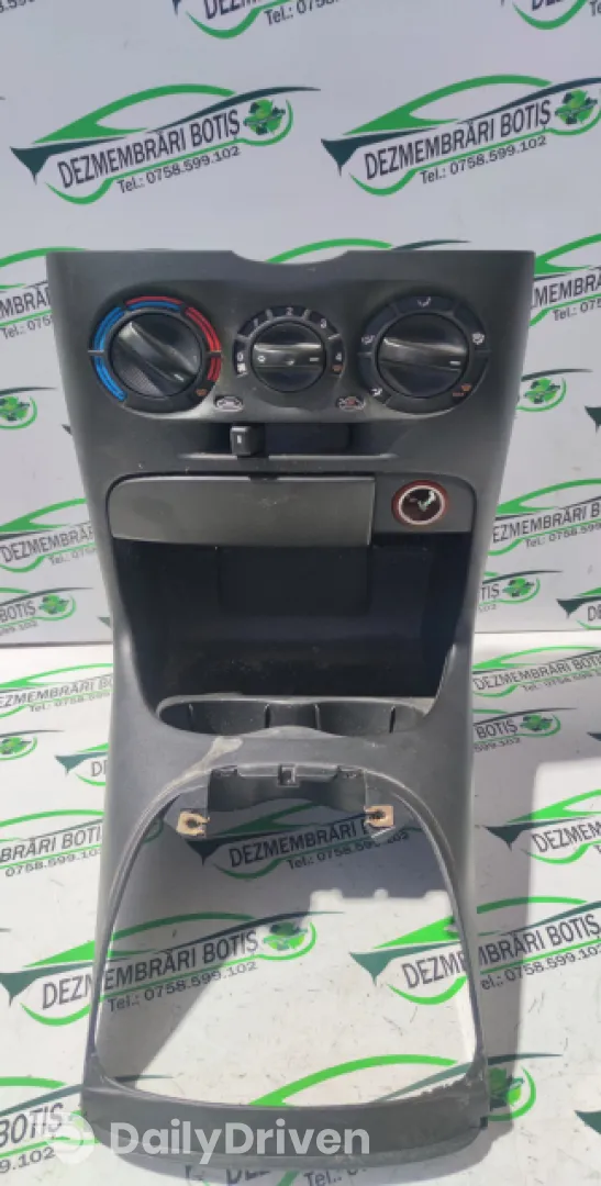Consola centrala /286 Fiat Punto 2 [facelift] [2003 - 2009] Hatchback 5-usi 1.2 MT (80 hp)