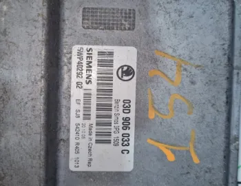 Calculator motor ECU 03D 906 033 C Skoda Fabia 6Y [1999 - 2004] Hatchback 5-usi 1.2 MT (54 hp)
