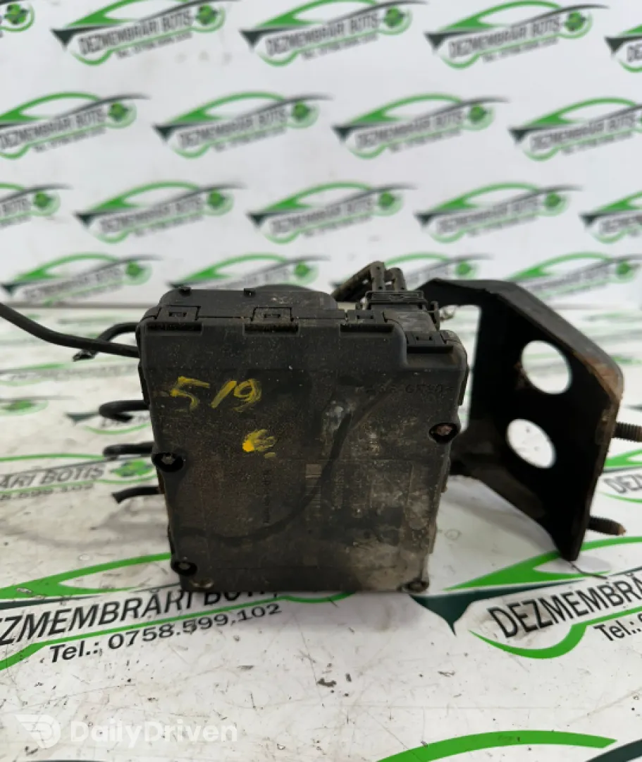 Pompa ABS 6X0 614 117 Volkswagen VW Polo 3 6N [facelift] [2000 - 2002] Hatchback 5-usi 1.4 MT (60 hp)