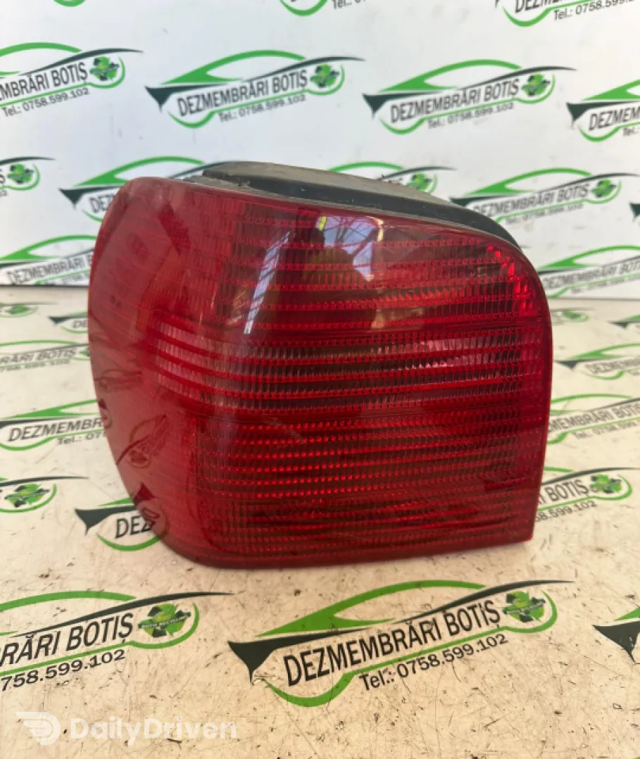 Lampa stop stanga pe aripa Volkswagen VW Polo 3 6N [facelift] [2000 - 2002] Hatchback 5-usi 1.4 16V MT (101 hp)