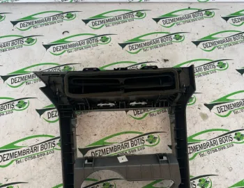 Grila ventilatie bord centru Opel Astra H [2004 - 2007] Hatchback 1.9 CDTI MT (150 hp)
