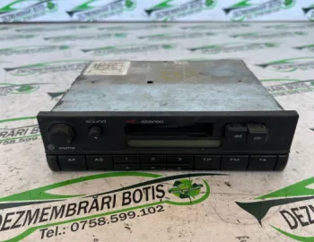 Radio cd Dacia Logan  [facelift] [2007 - 2012] MCV wagon 1.5 D MT (86 hp)