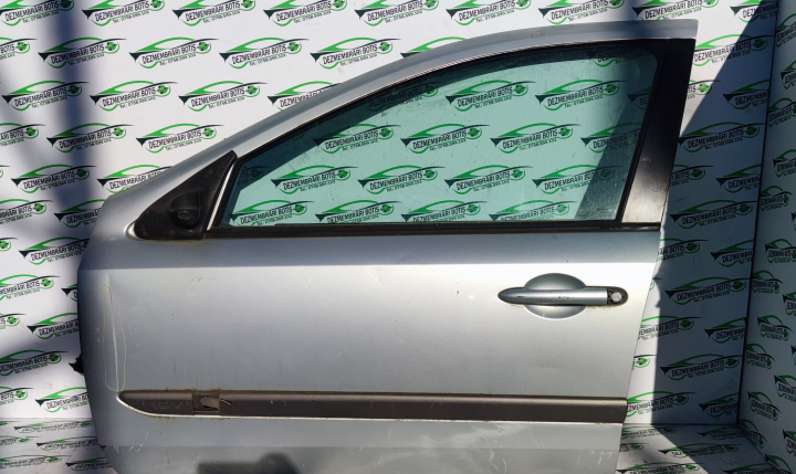 Usa fata stanga Renault Laguna 2 [2001 - 2005] Grandtour wagon 1.6 MT (110 hp)
