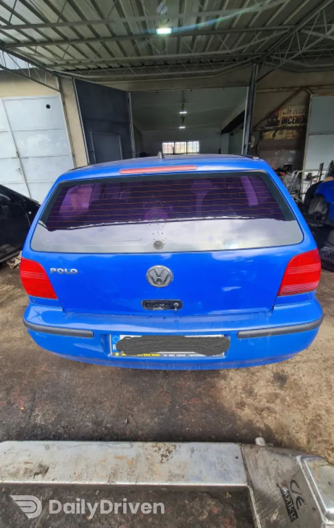 Far dreapta 6N1 94 016 AD Volkswagen VW Polo 3 6N [facelift] [2000 - 2002] Hatchback 3-usi 1.0 MT (50 hp)