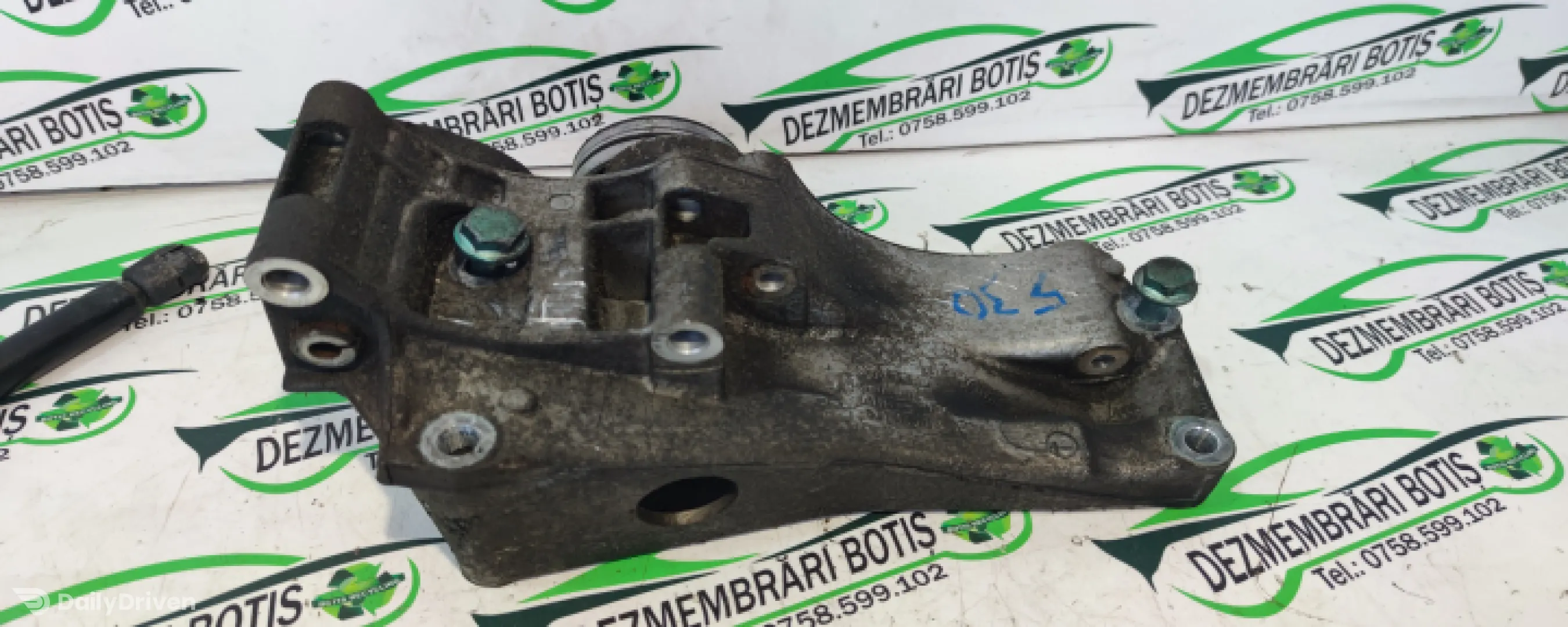 Suport compresor AC 032 145 169 Volkswagen VW Polo 3 6N [facelift] [2000 - 2002] Hatchback 5-usi 1.4 16V MT (101 hp)