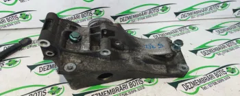 Suport compresor AC 032 145 169 Volkswagen VW Polo 3 6N [facelift] [2000 - 2002] Hatchback 5-usi 1.4 16V MT (101 hp)