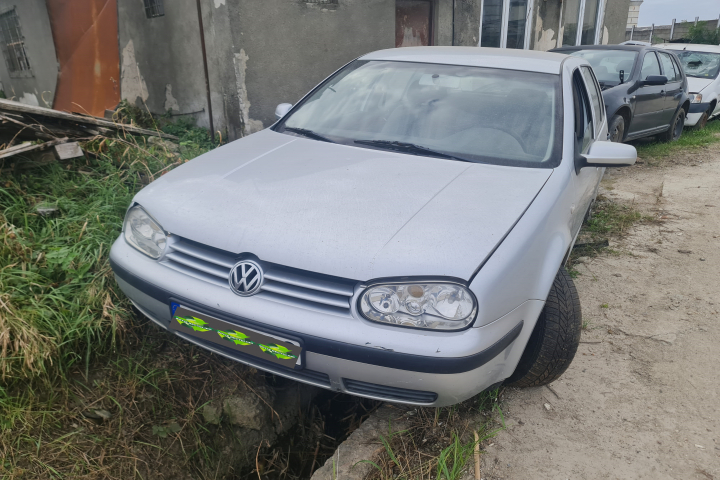 Capac far stanga Volkswagen VW Golf 4 [1997 - 2006] Hatchback 5-usi 1.6 MT (105 hp)