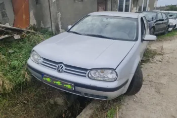 Far stanga Volkswagen VW Golf 4 [1997 - 2006] Hatchback 5-usi 1.6 MT (105 hp)