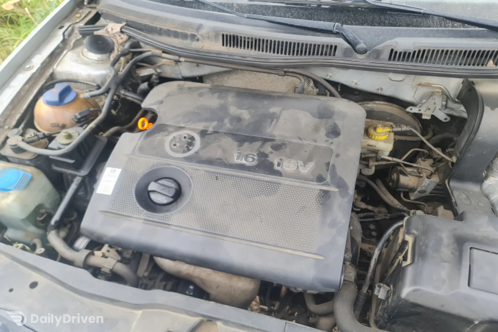 Far stanga Volkswagen VW Golf 4 [1997 - 2006] Hatchback 5-usi 1.6 MT (105 hp)