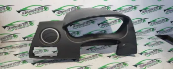 Grila ventilatie bord stanga Suzuki Swift 3 [2004 - 2010] Hatchback 5-usi 1.3 MT (92 hp)